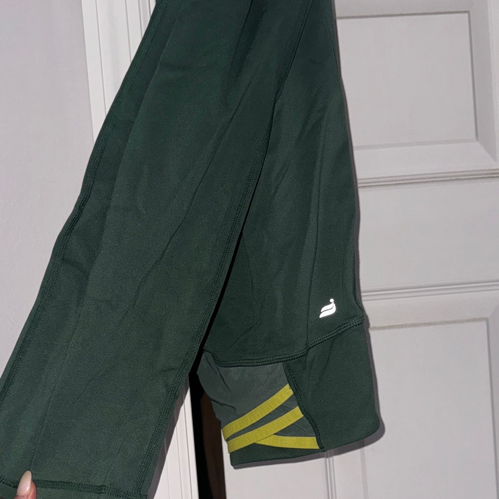 Women’s Green Athletic Pants